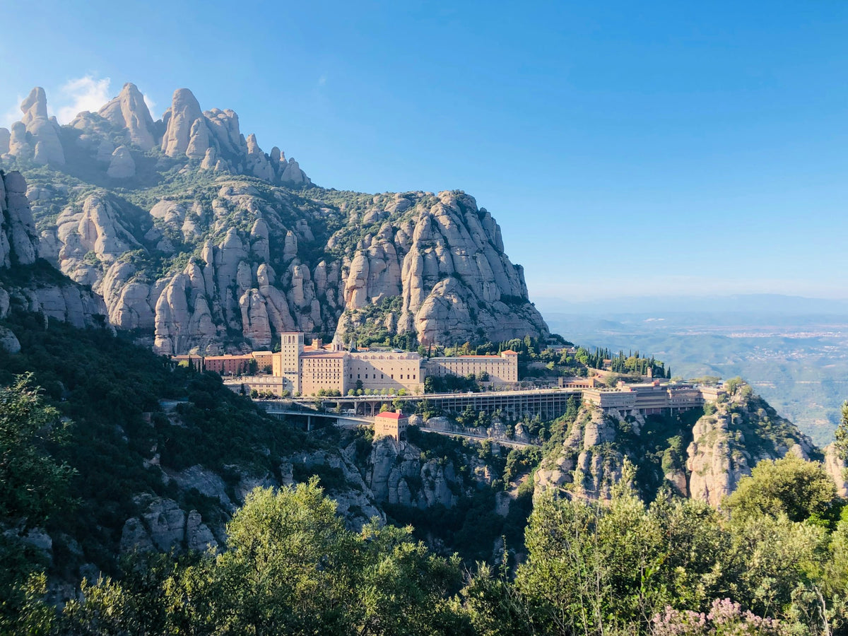 The sawtooth peaks of Montserrat